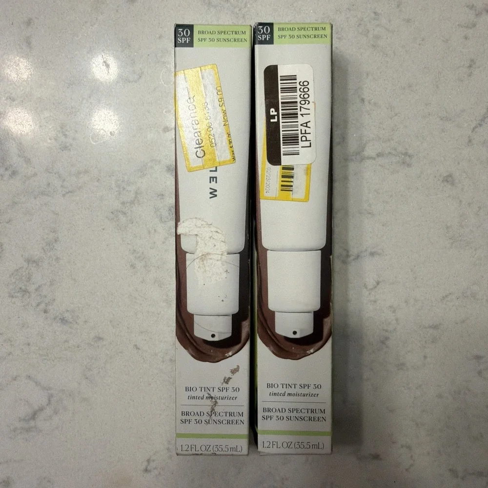 2 Well People Bio Tint SPF 30 Tinted Moisturizer- Color 14N